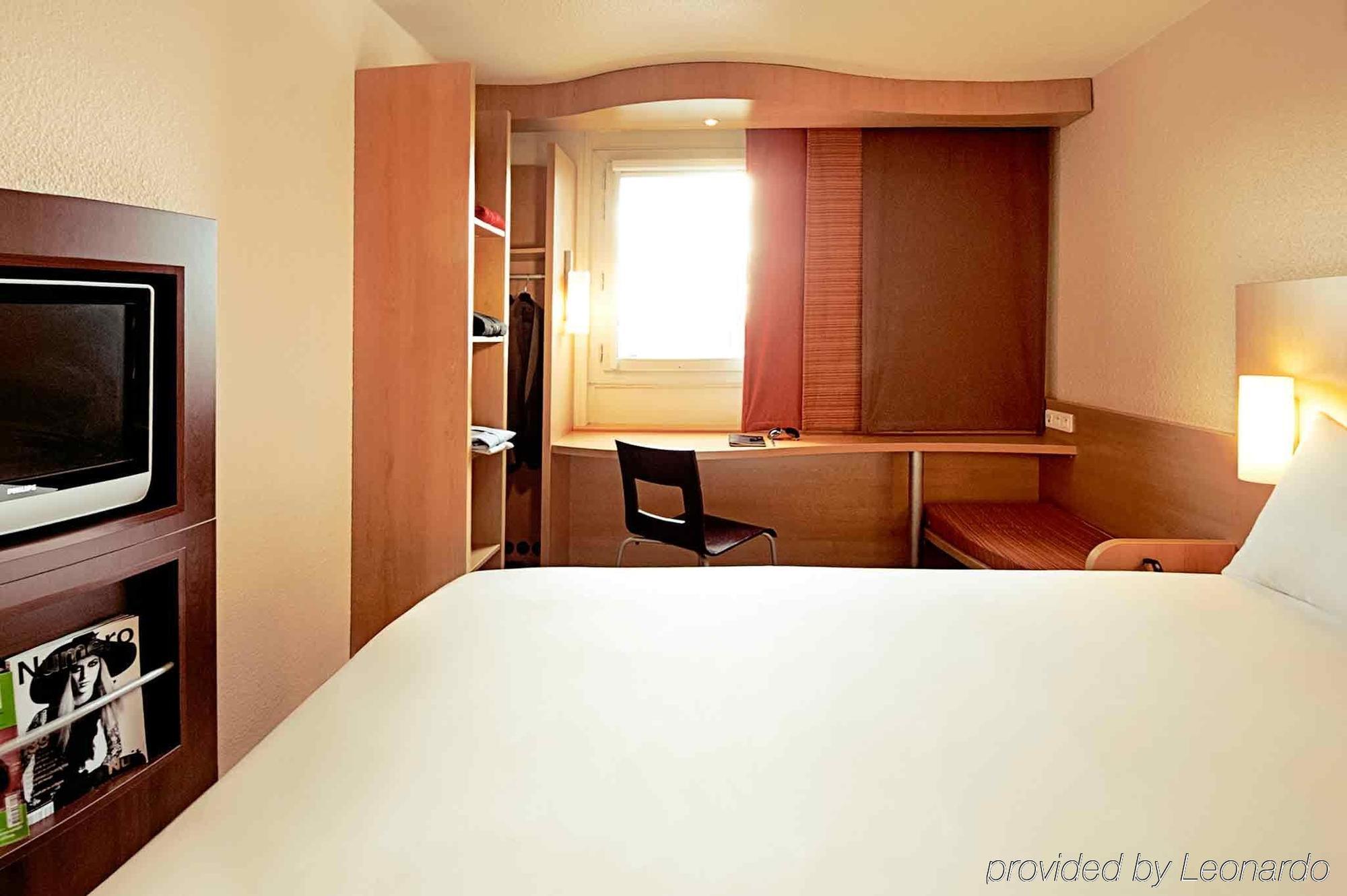 Ibis Chengdu Yongfeng Hotel Εξωτερικό φωτογραφία